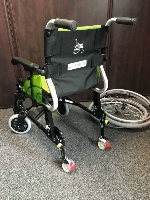 Fauteuil roulant Giro avec freins tierce-personne – Image 14