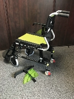 Fauteuil roulant Giro avec freins tierce-personne – Image 15