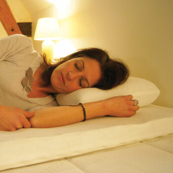 Sur-matelas à mémoire de forme Vegelya