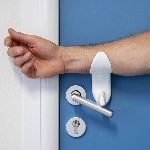 Ouvre-porte sans contact Izidoor – Image 3